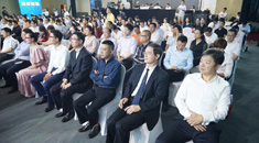 30名创业英雄按抽签顺序等候上场路演