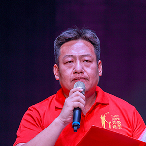 "超人哥哥"李义超