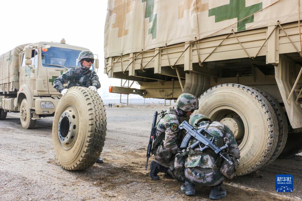 世界屋脊上那条永不迷航的钢铁运输线联勤保障部队汽车运输某团一营一