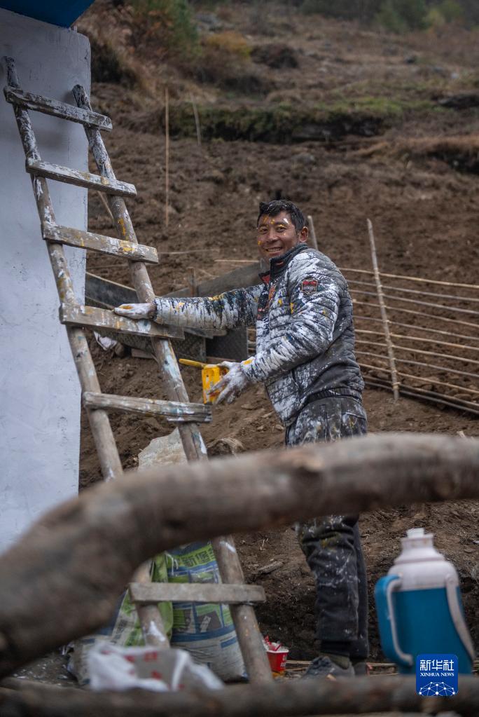 陈塘镇位于西藏日喀则市定结县西南部,喜马拉雅山脉中段南坡,平均海拔