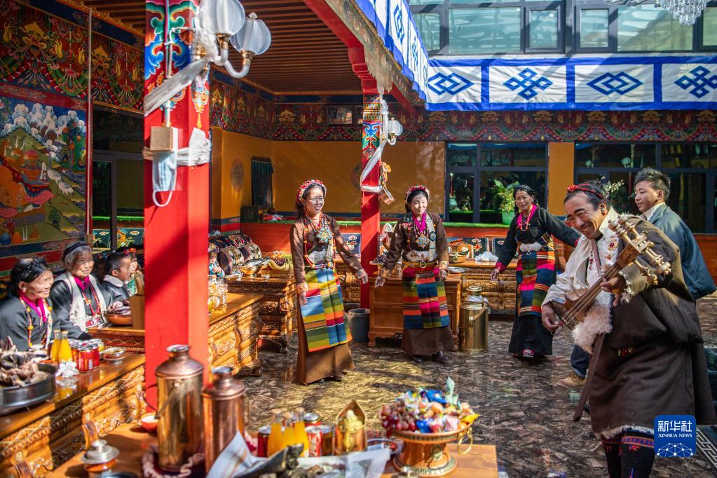 新华全媒 丨西藏日喀则:用扎念琴奏响乡村振兴进行曲-新华网
