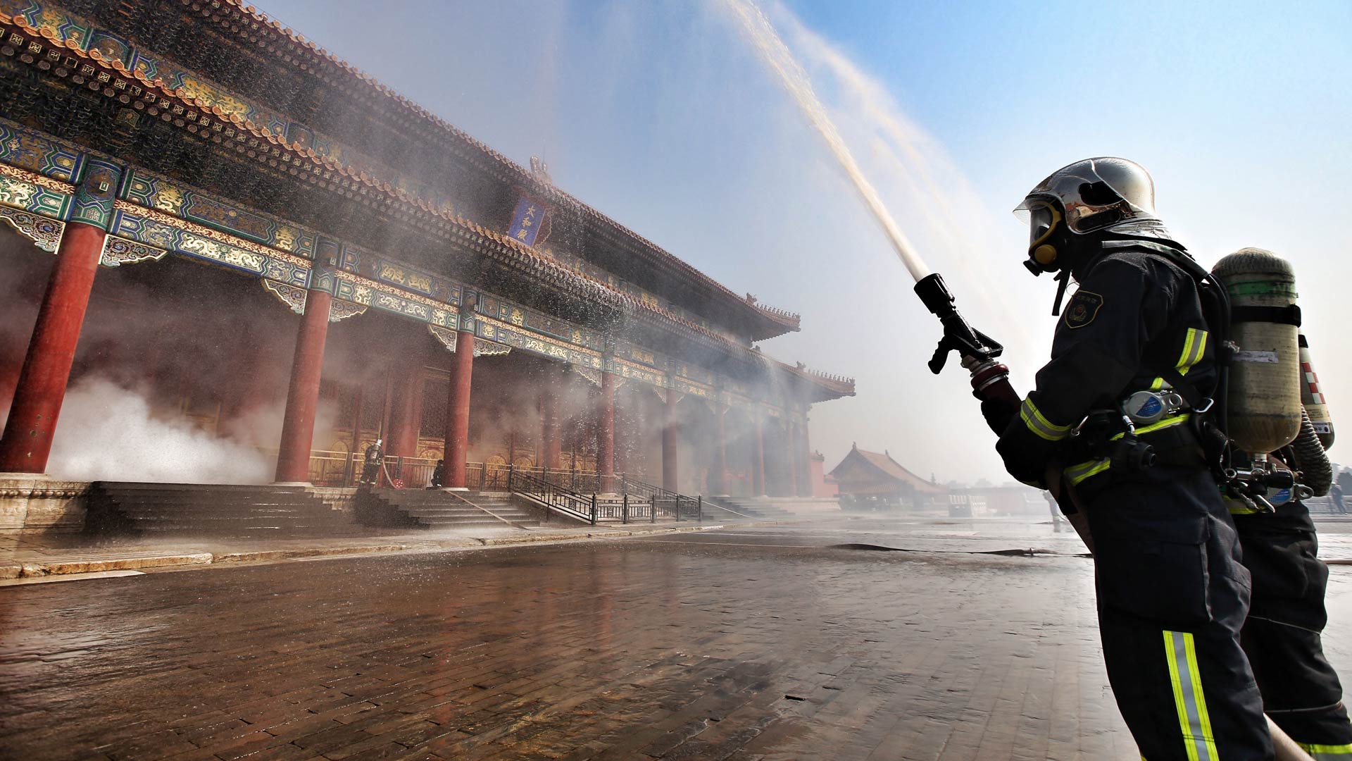 现场直击:故宫举办史上最大规模消防演习