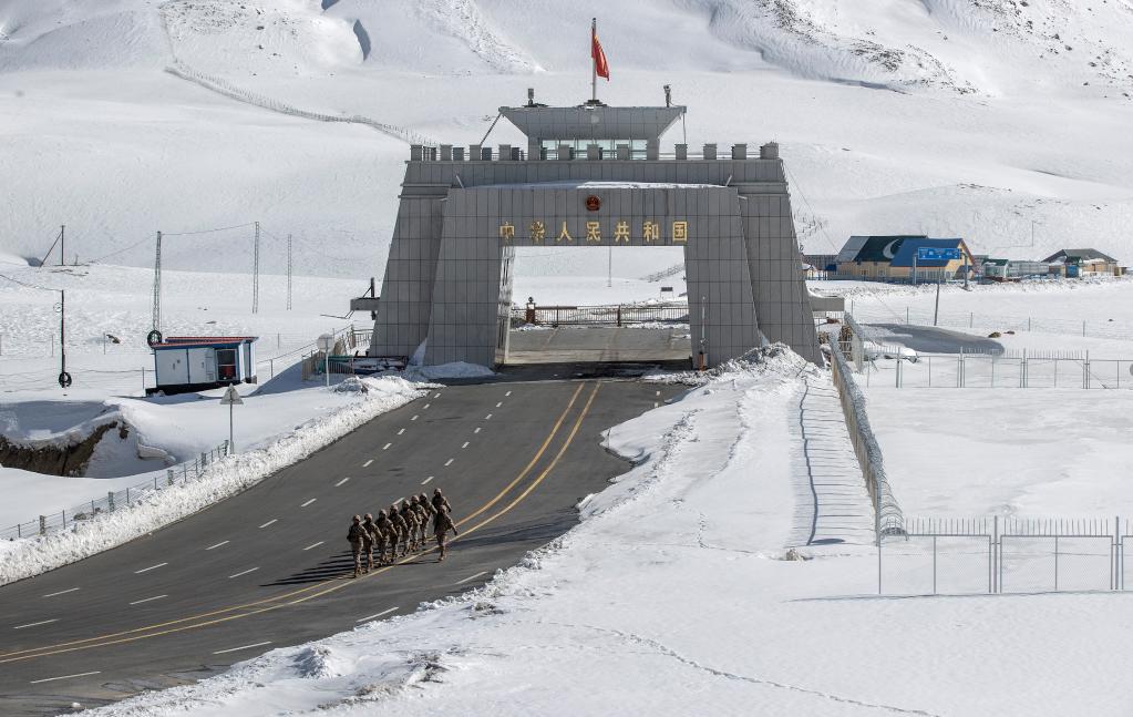国道之行 从雪山奔向大海丨&ldquo;清澈的爱&rdquo;奔流在世界海拔最高的国门