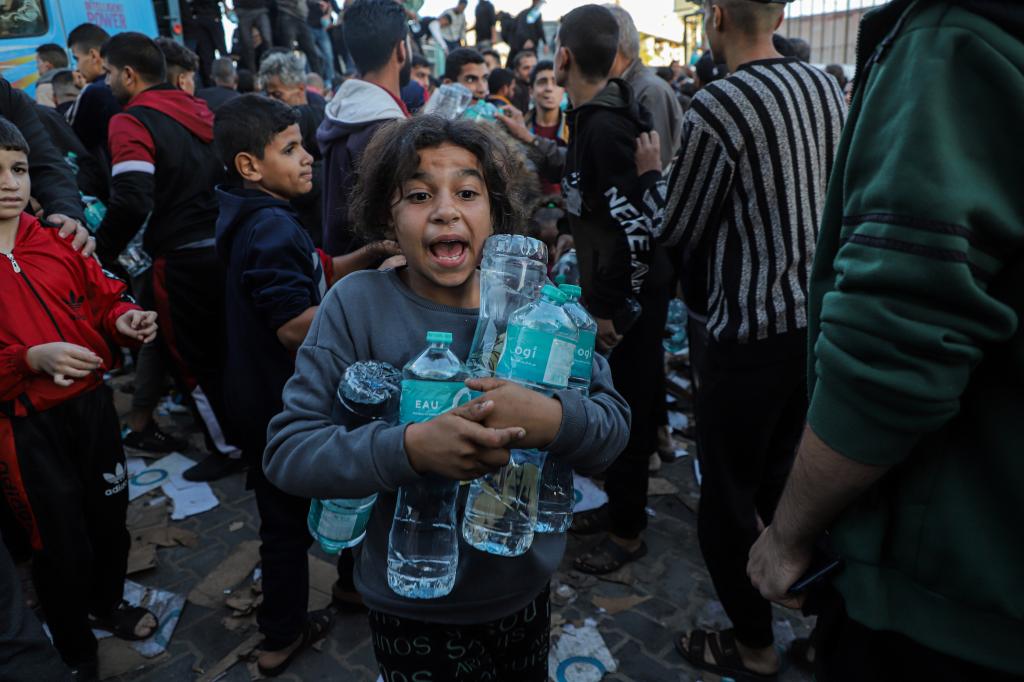 哈马斯:以军袭击加沙地带致死人数超1.4万