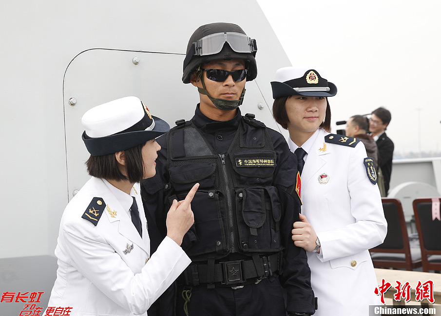 当日是中国海军护航四周年纪念日,4艘执行过亚丁湾,索马里海域护航