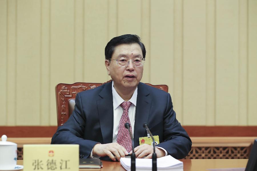 十二届全国人大常委会第十二次会议举行第二次全体会议