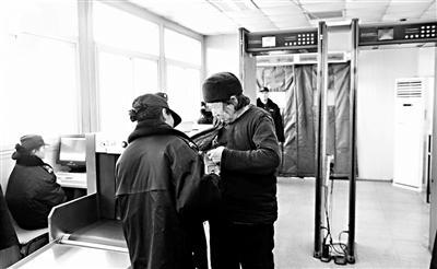 国家信访局首次公开接访流程 需经过两道安检