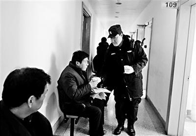 国家信访局首次公开接访流程 需经过两道安检