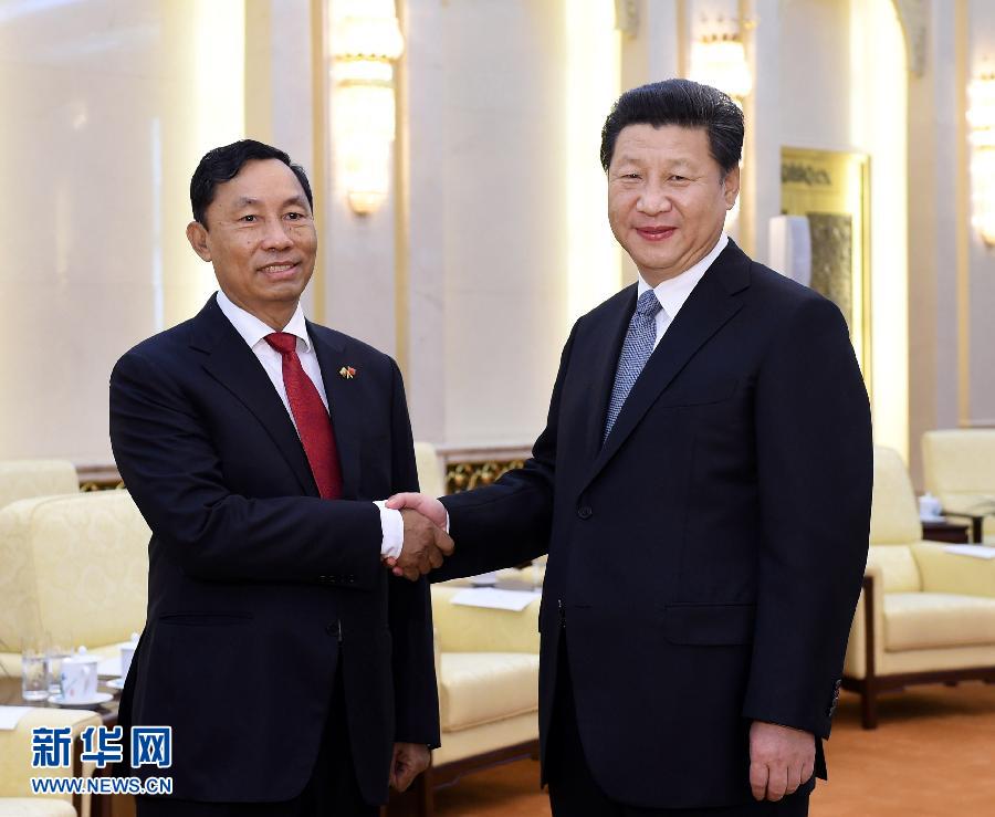4月27日,中共中央总书记、国家主席习近平在北京人民大会堂会见缅甸联邦巩固与发展党主席、联邦议会议长兼人民院议长吴瑞曼领导的巩发党代表团。新华社记者 饶爱民 摄 4月27日,中共中央总书记、国家主席习近平在北京人民大会堂会见缅甸联邦巩固与发展党主席、联邦议会议长兼人民院议长吴瑞曼领导的巩发党代表团。新华社记者 饶爱民 摄