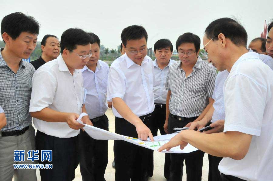 黄沙地上的追梦人记河北省威县县委书记吕志成