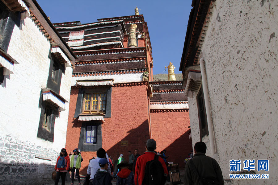走进扎什伦布寺:守护文物 传承文明