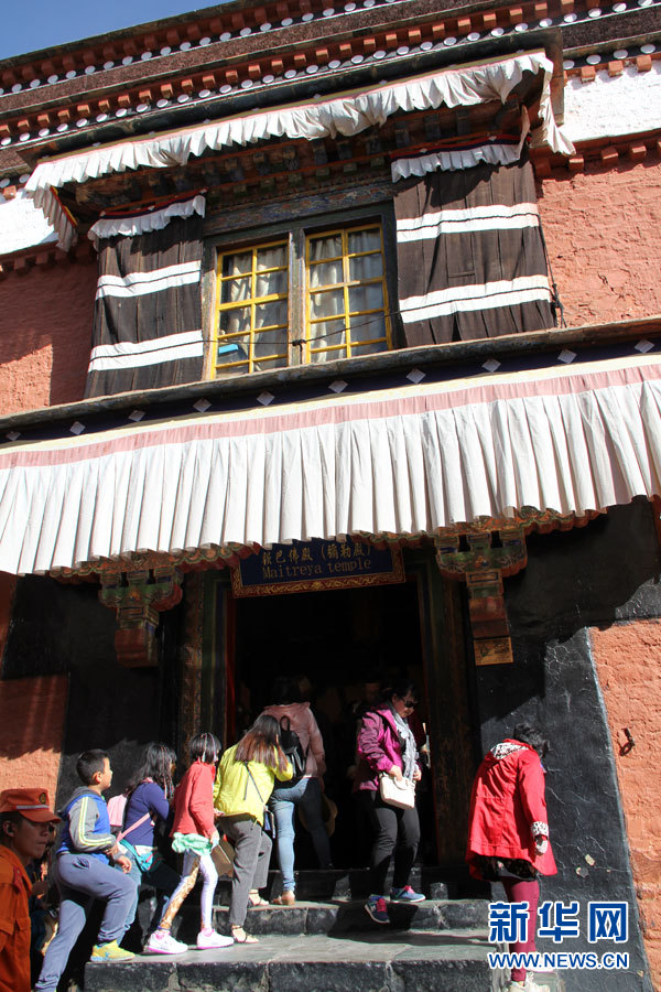 走进扎什伦布寺:守护文物 传承文明