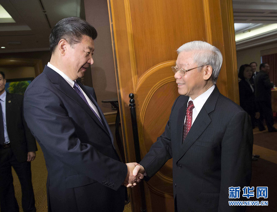 中共中央总书记,国家主席习近平在河内再次会见越共中央总书记阮富仲