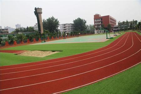 五问&ldquo;毒跑道&rdquo;事件：早有预警为何堵不住漏洞？