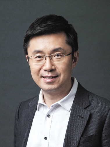 网易董事局主席,首席执行官丁磊搜狐总裁兼首席执行官张朝阳新浪董事