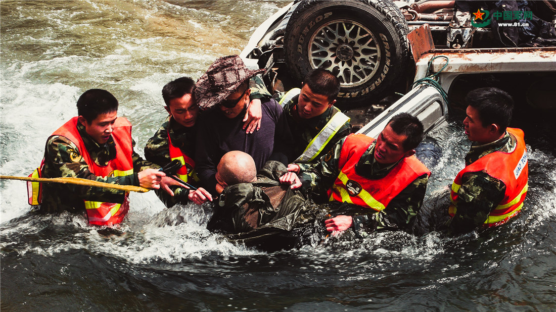 走近雪域高原的救援尖兵