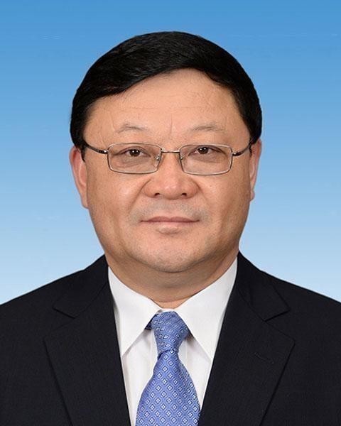 王伟中,男,汉族,1962年3月生,山西朔州人,1983年10月入党,1987年4月