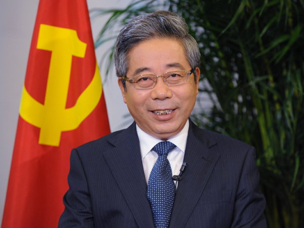 教育部党组书记,部长陈宝生:我心目中的教育格局就是学校,社会, 家庭