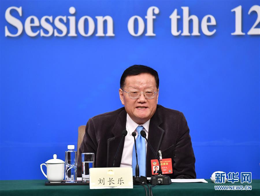 （两会）（7）政协委员谈坚定文化自信讲好中国故事