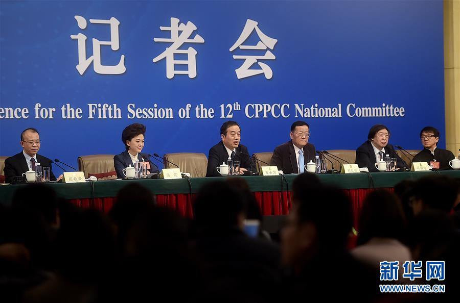 （两会）（8）政协委员谈坚定文化自信讲好中国故事