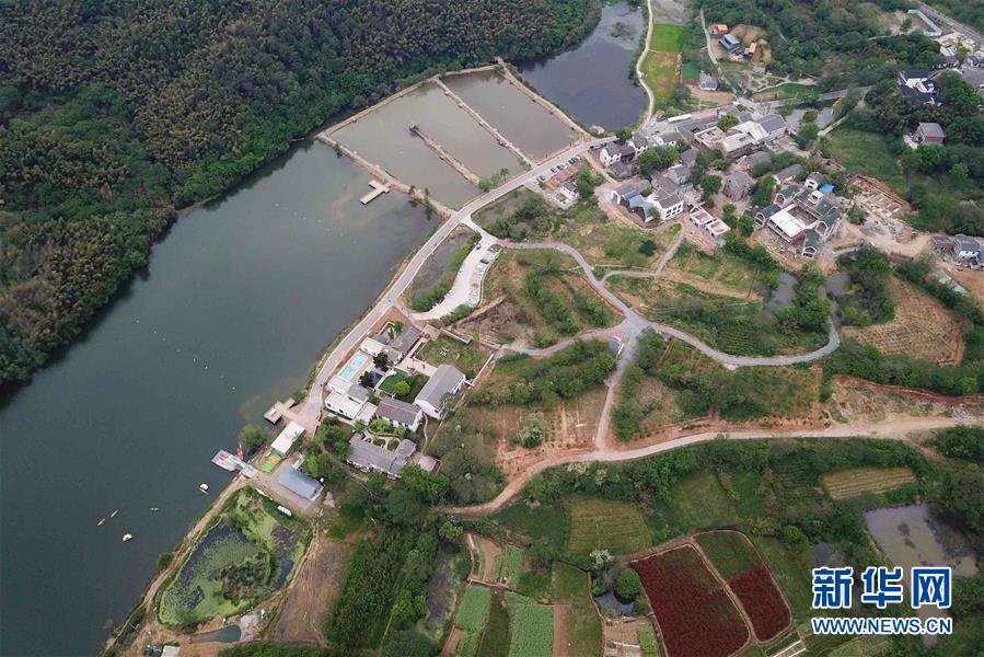 （社会）（1）&ldquo;理想村&rdquo;里的慢生活