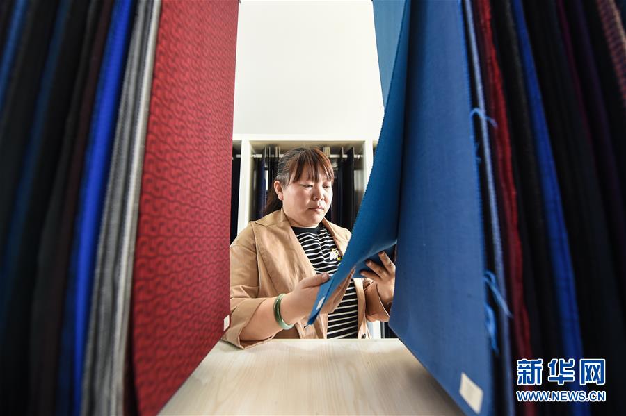 （图片故事）（4）周庄记之一：工业强镇的知识女工