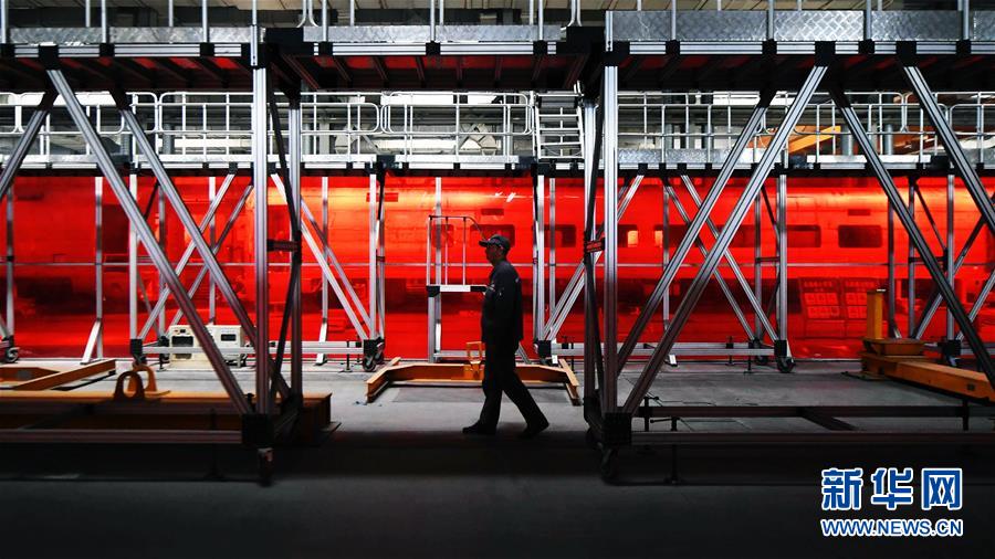 （图文互动）（11）高铁铆工李学忠的&ldquo;传奇匠心&rdquo;