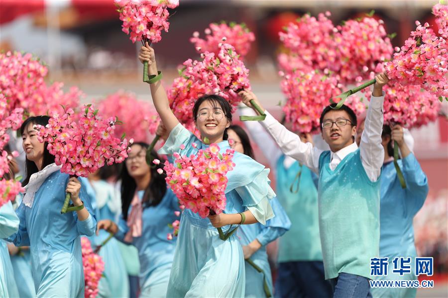 （新华全媒头条·图文互动）（6）凝聚爱国主义的磅礴力量！——新中国成立70周年盛典启示录