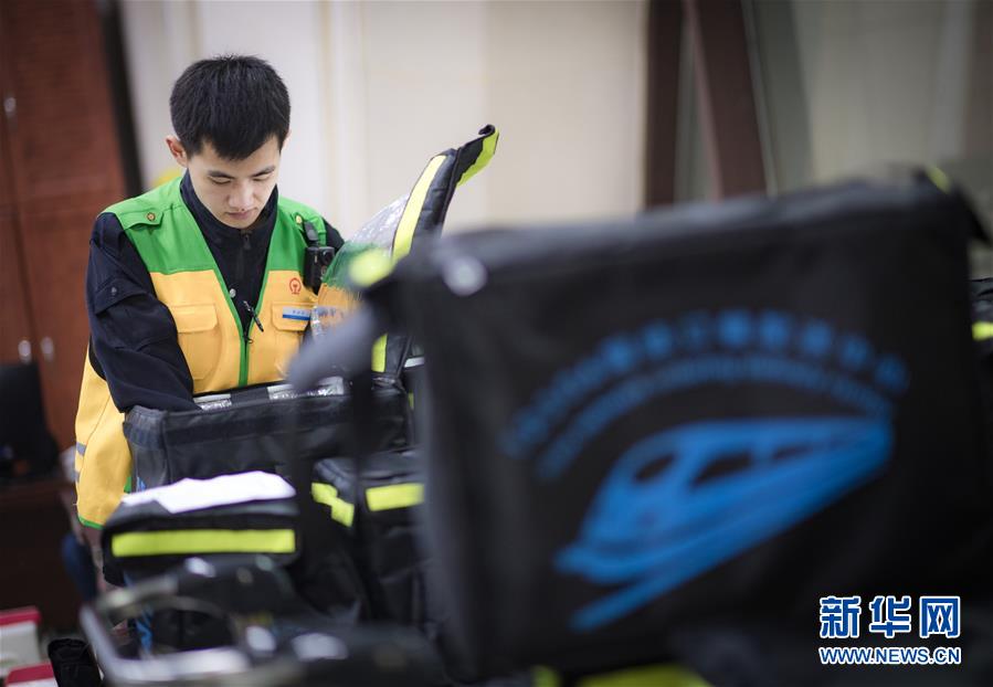 （新春走基层）（13）劳动者肖像&mdash;&mdash;回家路上，感谢有你！