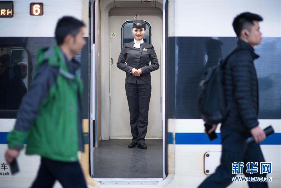 （新春走基层）（17）劳动者肖像&mdash;&mdash;回家路上，感谢有你！