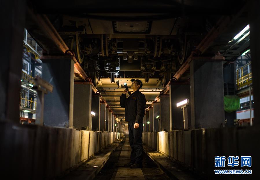 （新春走基层）（24）劳动者肖像&mdash;&mdash;回家路上，感谢有你！