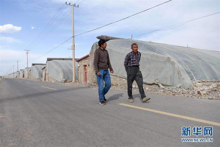 （决战决胜脱贫攻坚&middot;图文互动）（4）帕米尔高原羊倌脱贫变身&ldquo;甜瓜王&rdquo;