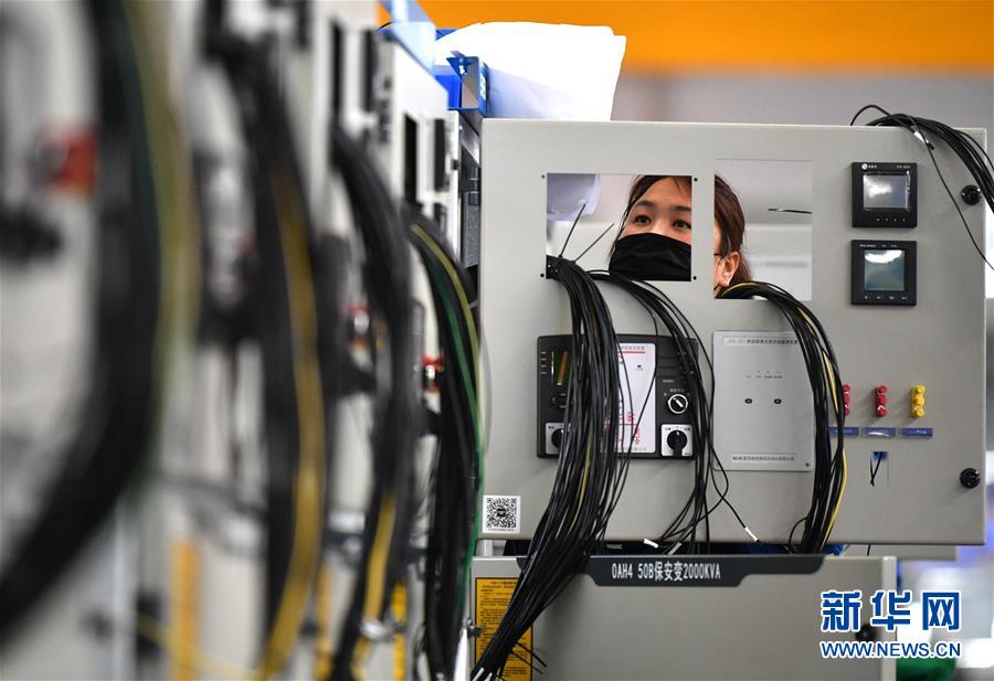 政府服务“跑在前” 企业复工“醒得快”——老工业城市陕西咸阳复工复产蹲点见闻-新华网