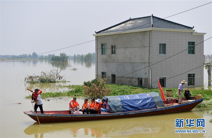 （防汛抗洪&middot;图片故事）（14）岛乡留守记