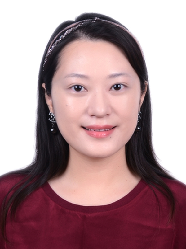 《超级新闻场》,《每日新闻报》记者,主持人;安徽青年新闻工作者协会