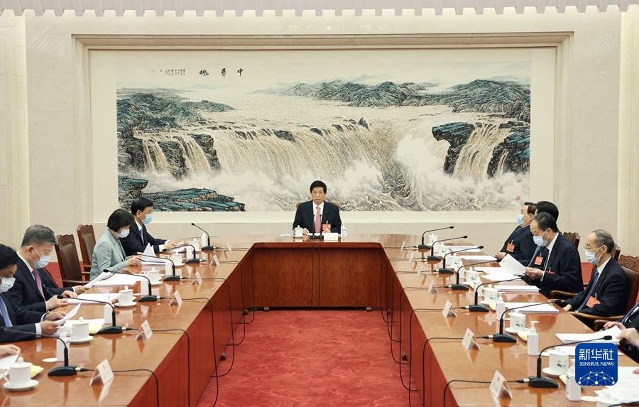 两会受权发布｜十四届全国人大三次会议主席团常务主席第二次会议举行