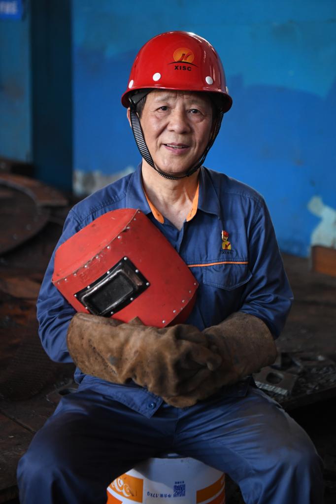 功勋模范丨他们以劳动铸就不凡