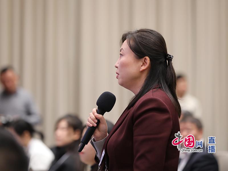 新华网>时政>正文中央广播电视总台央视记者提问中国网 杨楠