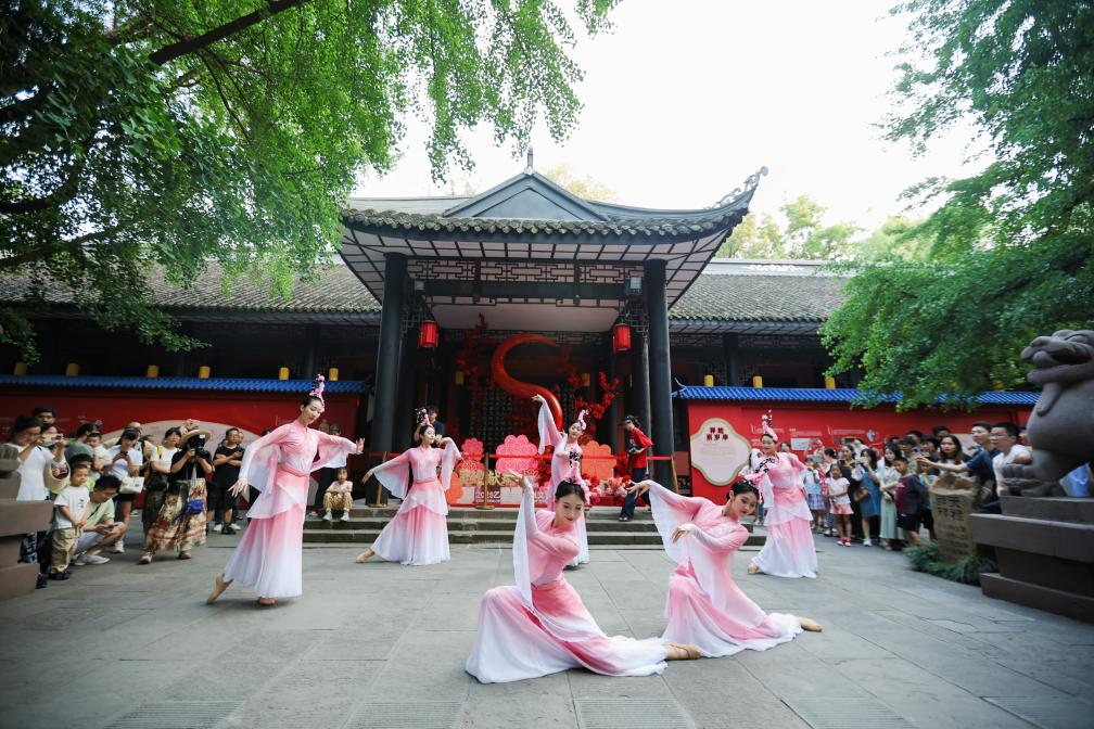 美好旅程 活力中国——旅游业一线观察