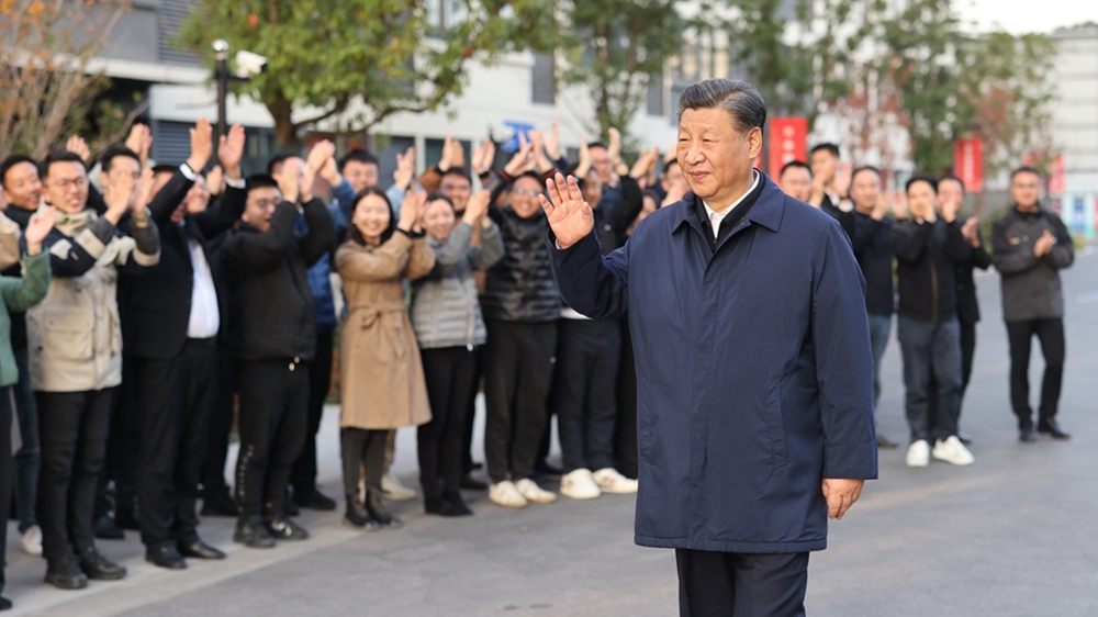 习近平在上海考察 返京途中在江苏盐城考察