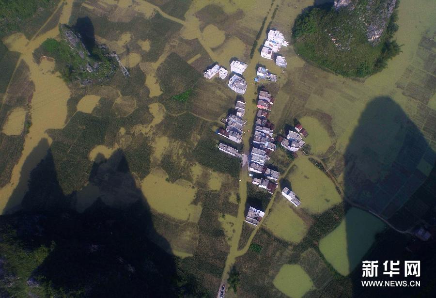 暴雨袭击广西、江苏、贵州 广西超过78万人受灾8人死亡3人失踪