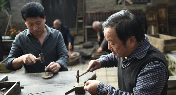 最后的手工制针人