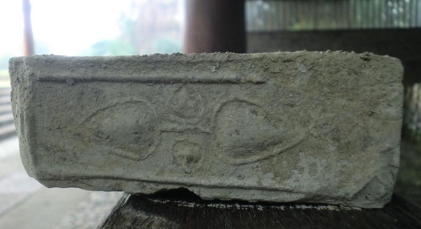 梁祝遗址现&ldquo;心心相印&rdquo;图案古墓砖