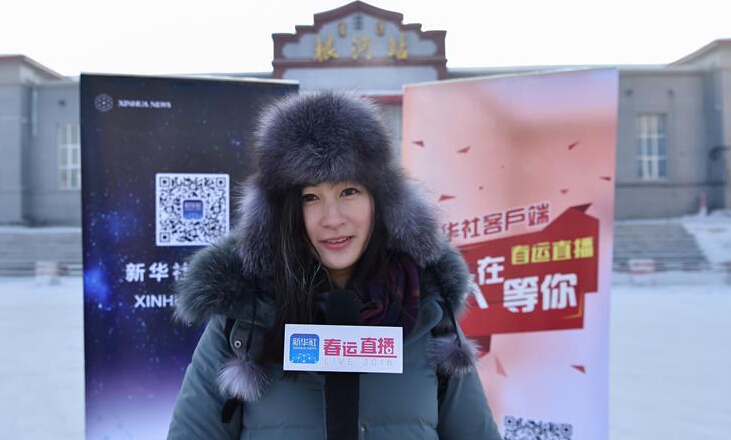 新华社记者踊赴基层采访 把新闻写在大地上