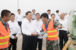 张高丽在河北雄安新区调研