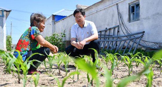 忙碌在脱贫攻坚一线 不负好时光