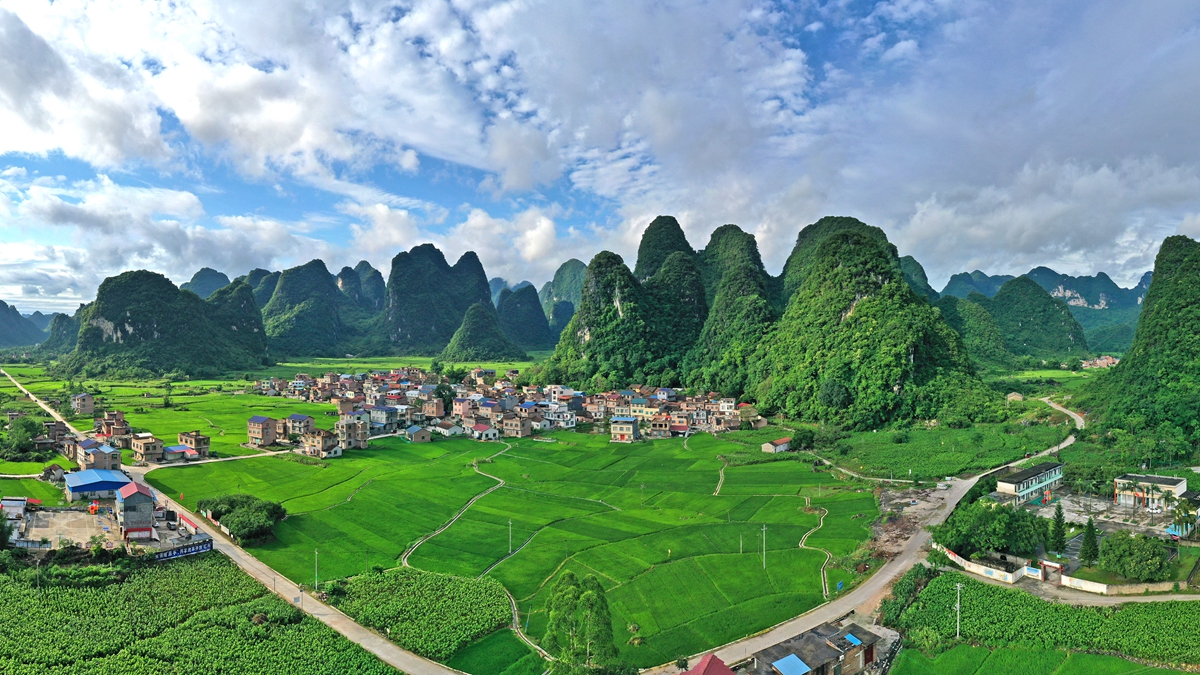 广西：决战贫困&mdash;&mdash;基础设施建设这五年