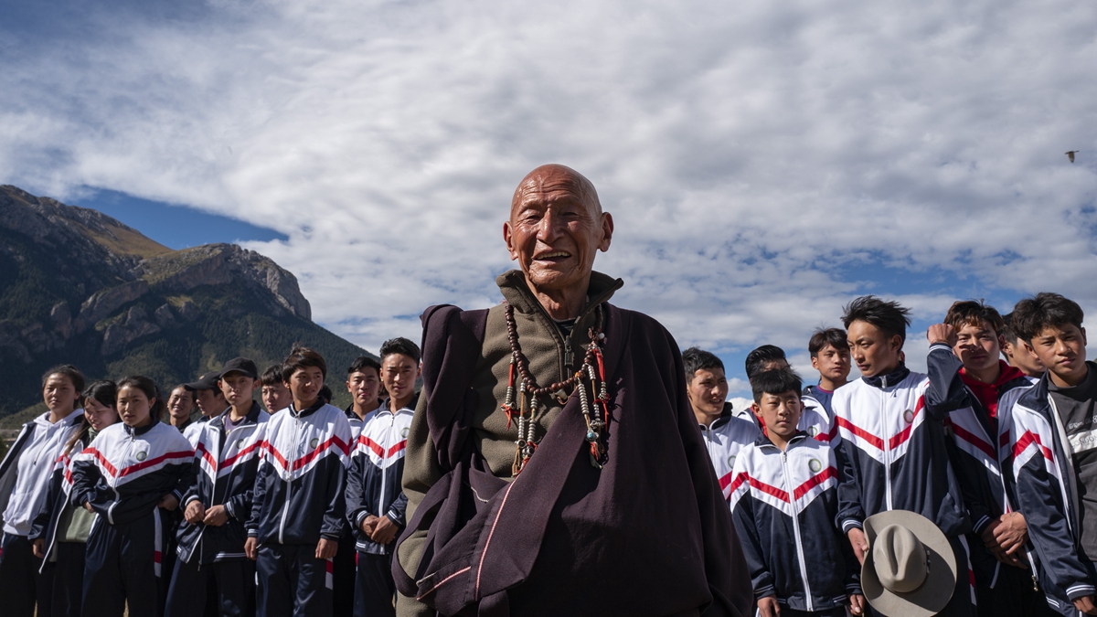 藏东脱贫影像：&ldquo;指尖神韵&rdquo;助力脱贫