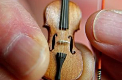 1.5寸迷你小提琴闻名全球！