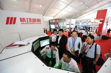 飞行培训成航展焦点